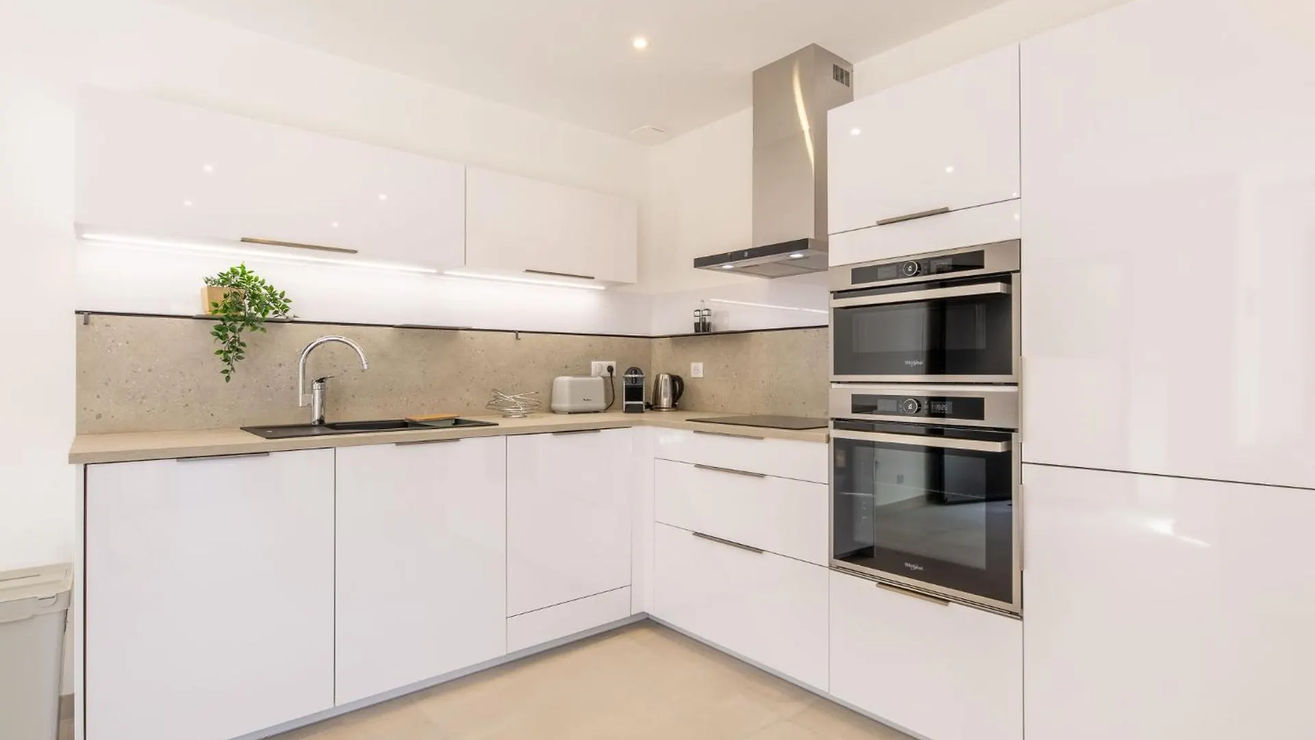 Apartment Akemi By Interhome Sainte-Maxime